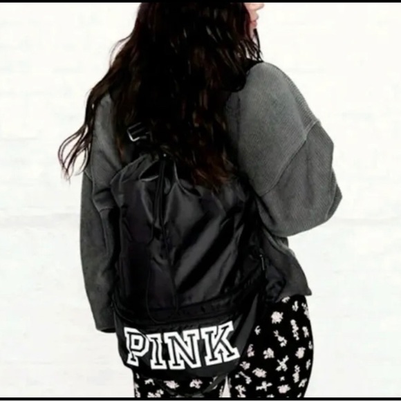 VICTORIA'S SECRET PINK CONVERTIBLE BACKPACK FANNY PACK BLACK WHITE  LOGO NWT - Picture 3 of 5